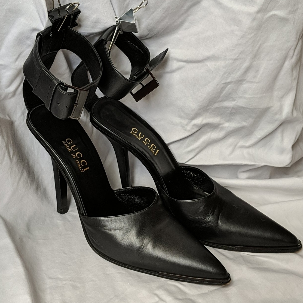 Gucci Heels with ankle strap size 9 B